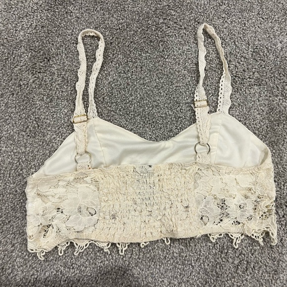 Full Tilt Crocheted Bralette Size Medium - Picture 2 of 4